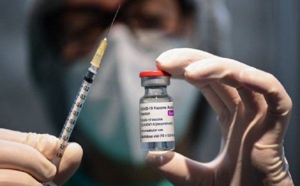 L'efficacité du vaccin anti-Covid d'AstraZeneca revue à la baisse