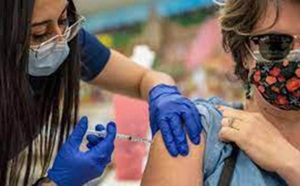 Aux États-Unis, un nouveau coup d'accélérateur pour la campagne de vaccination