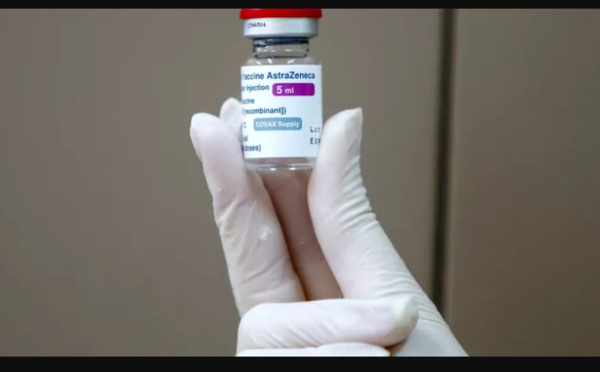 Vaccin AstraZeneca : sept (7) décès à la suite de caillots sanguins au Royaume-Uni