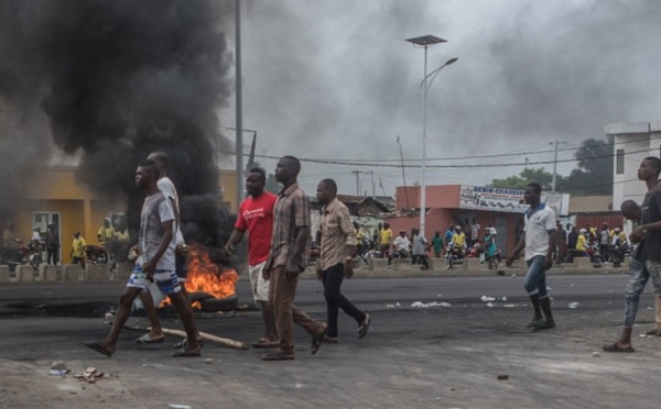 Bénin: une personne tuée et 6 autres blessées lors de la dispersion d'une manifestation par les forces de l'ordre