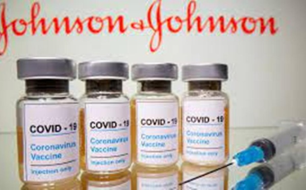 Covid-19 : Johnson &amp; Johnson "retarde le déploiement" de son vaccin en Europe