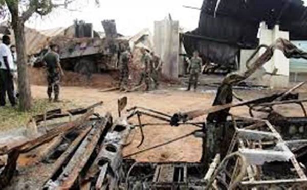 Bombardement de Bouaké : Alliot-Marie et Villepin n'expliquent pas le mystère des suspects relâchés