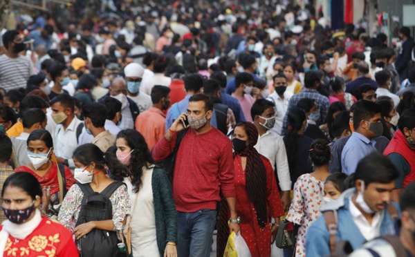 Inde: record de 200 000 nouveaux cas de Covid-19 en 24 heures