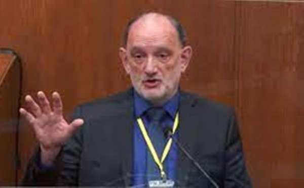 Procès Chauvin: un expert médical sulfureux nie l'asphyxie dans la mort de George Floyd