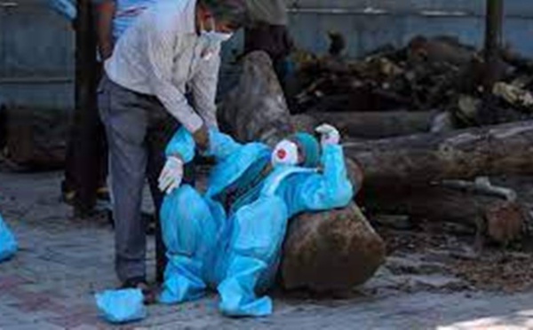 Crise sanitaire en Inde: le grand effondrement ?