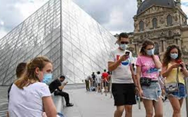 Covid-19 : les touristes américains vaccinés pourront se rendre en Europe