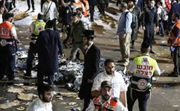 Israël: une bousculade géante fait des dizaines de morts pendant une fête religieuse