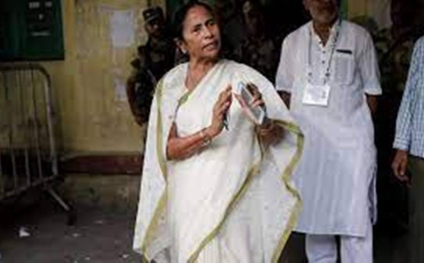 Inde: l’opposante Mamata Banerjee en passe de conserver sa majorité au Bengale-Occidental