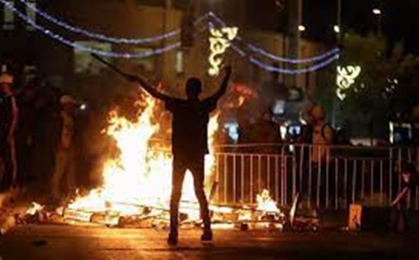 Israël: les violences à Jérusalem-Est compliquent la formation d'un nouveau gouvernement