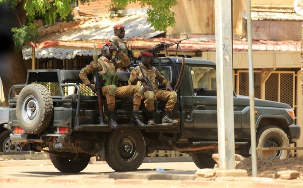 Burkina Faso: au moins 15 morts dans deux attaques contre un village et une patrouille