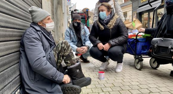 France: crise sanitaire et sans-abri, les places d'hébergement d'urgence prolongées jusqu'à fin mars 2022