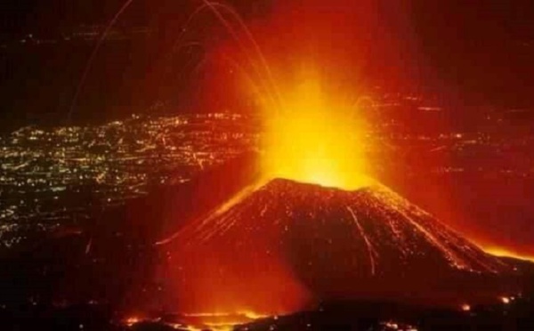 RDC: le volcan Nyiragongo, près de Goma, entre en éruption