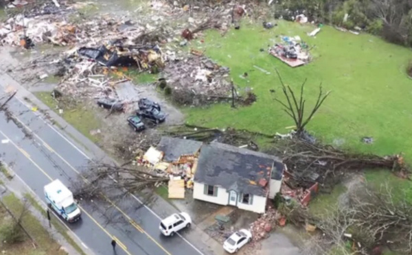 Alabama: 10 morts dont 9 enfants dans un carambolage, «probablement» dû à la tempête