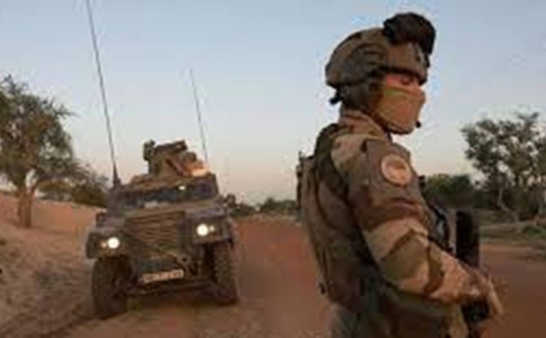 Mali : la force Barkhane frappée par une voiture piégée, plusieurs blessés