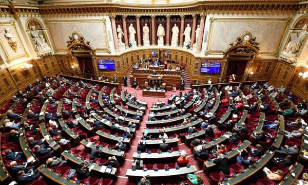 Loi programmation militaire en France: vote surprise du Sénat qui refuse de renouveler sa confiance