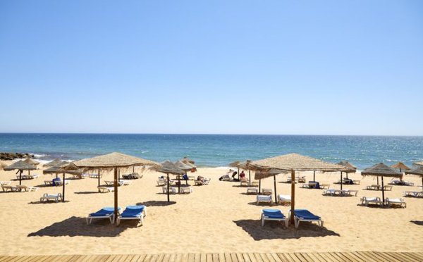 Covid-19: l'effondrement du tourisme mondial pourrait coûter 4 000 milliards de dollars