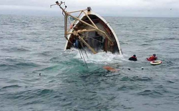 Tunisie: les autorités annoncent avoir repêché 21 cadavres de migrants au large de Sfax