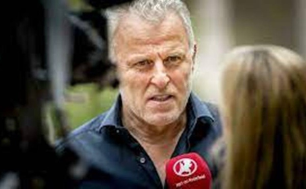 Pays-Bas: un journaliste grièvement blessé par balle, le pays en état de choc