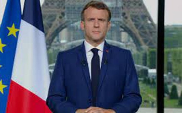 Covid-19: Emmanuel Macron serre la vis sur la vaccination pour ne pas hypothéquer la relance