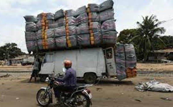 Togo: le gouvernement donne un mois aux camions hors gabarit pour se mettre aux normes