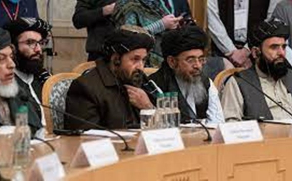 Afghanistan: face à l’avancée des talibans, de nombreux Afghans veulent fuir à l'étranger