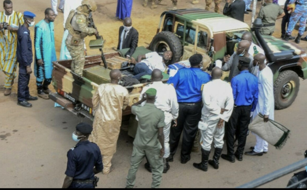 La vidéo de la tentative d’assassinat du Colonel Assimi Goita lors de la prière de l’Eid