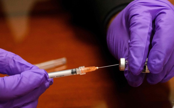 Covid-19: les États-Unis autorisent une 3e dose de vaccin pour les personnes immunodéprimées