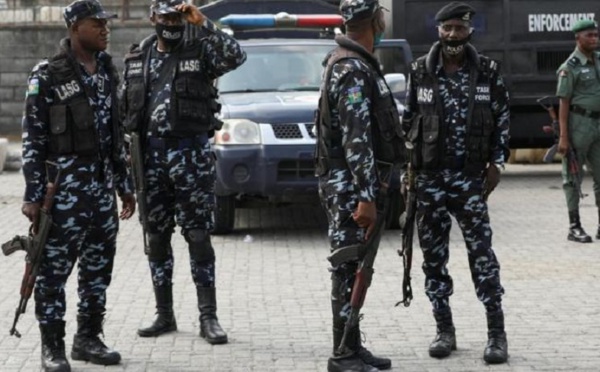 Nigeria: au moins 22 personnes tuées dans une attaque dans le centre du pays (police)