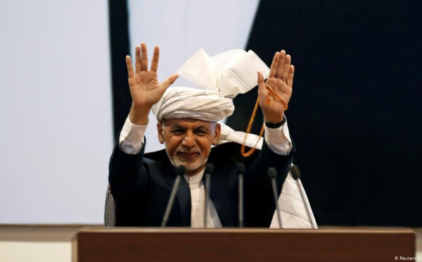 Le Président afghan a décidé de céder le pouvoir aux Talibans