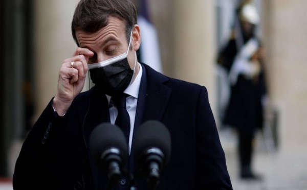 Afghanistan: Emmanuel Macron présidera lundi un Conseil de défense et s'exprimera à 20 heures