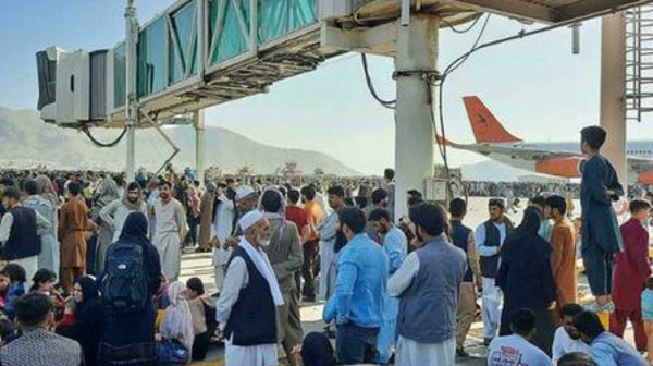 Afghanistan: échange de tirs à l'aéroport de Kaboul, un tué (Bundeswehr)