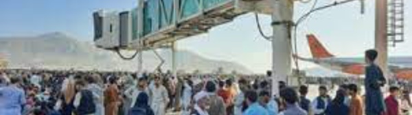 Afghanistan: 16 000 personnes évacuées de l'aéroport de Kaboul sur les dernières 24 heures, selon le Pentagone