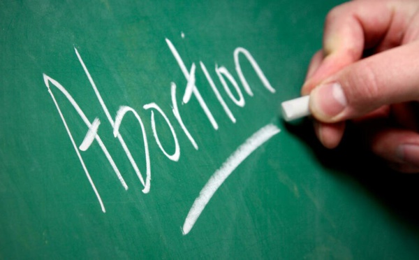 États-Unis: le Texas offre 10 000 dollars à qui dénonce un avortement