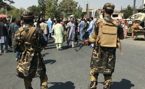 Afghanistan: deux journalistes arrêtés puis battus alors qu'ils couvraient une manifestation