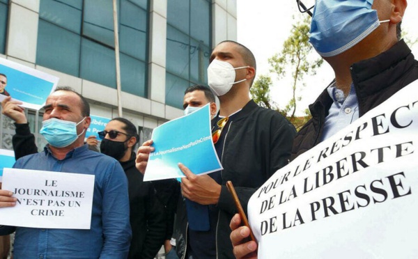 En Algérie, un journaliste du quotidien francophone Liberté, arrêté et écroué