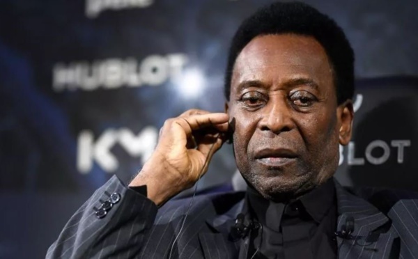 Pelé a quitté les soins intensifs