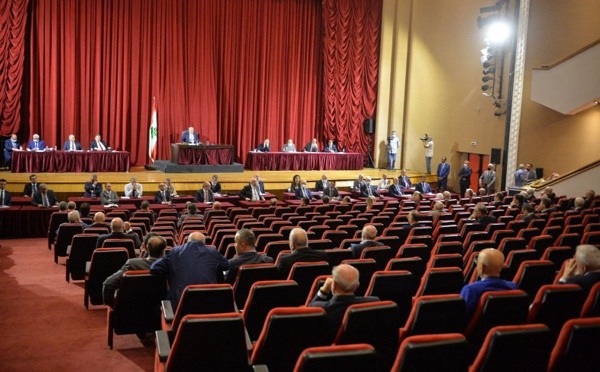 Liban: le Parlement accorde sa confiance au nouveau gouvernement