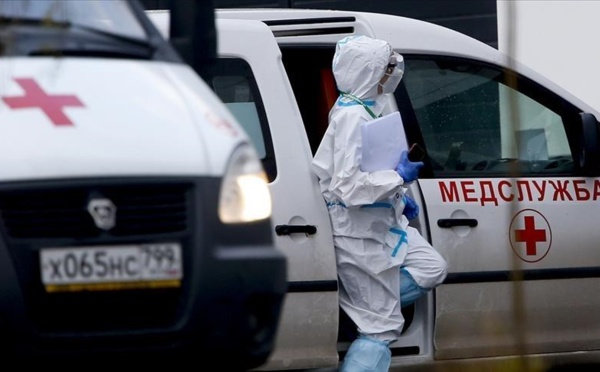 Covid-19: la Russie bat encore son record de décès quotidiens