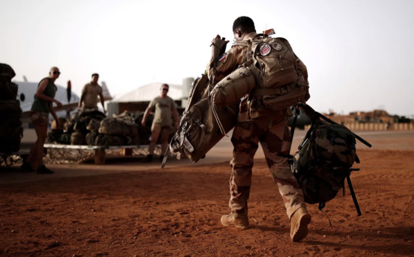 L'Algérie interdit son espace aérien aux avions de l'opération «Barkhane»