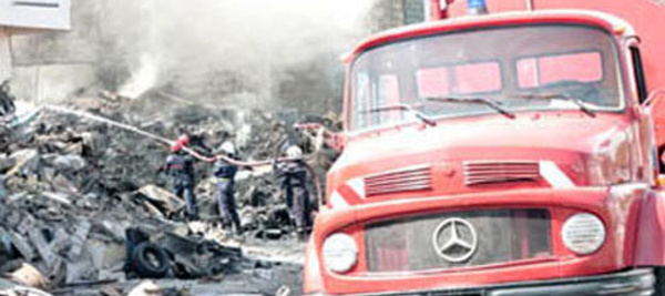 Incendie  dans le dépôt du garage de Thiaroye automobile