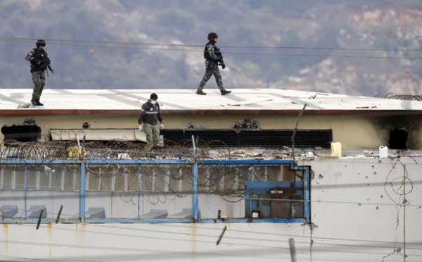 Équateur: une émeute dans une prison à Guayaquil fait 58 morts