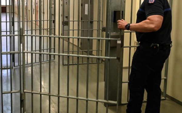 L'Iran a exécuté un homme arrêté pour meurtre à l'âge de 17 ans (justice)