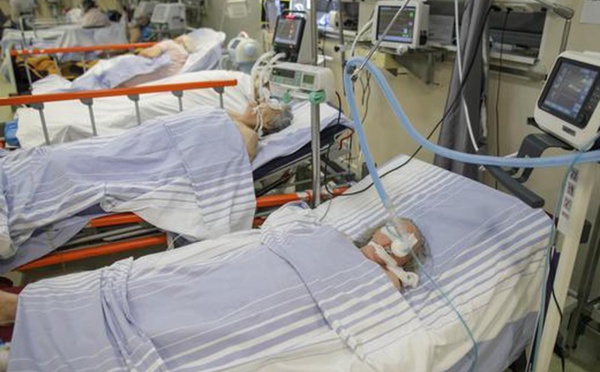 Covid-19: l’OMS redoute 700 000 morts supplémentaires en Europe d’ici le printemps