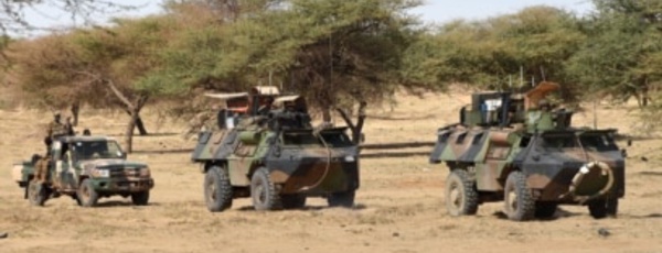Après le Burkina, un convoi militaire français bloqué par des manifestants au Niger, trois morts annoncés