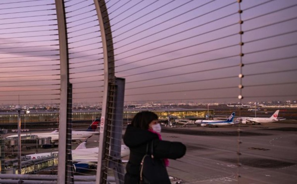 Covid-19: Tokyo suspend les nouvelles réservations aériennes vers le Japon pour un mois