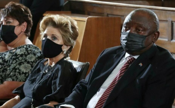 Le président sud-africain positif au Covid-19, dans un pays balayé par une nouvelle vague pandémique