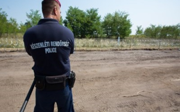 Hongrie: plusieurs victimes dans un accident de la route impliquant un véhicule transportant des migrants