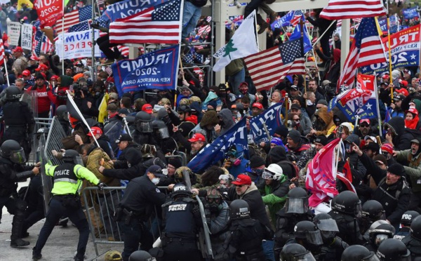 États-Unis: la ville de Washington porte plainte contre des groupes d'extrême droite pour l'assaut du Capitole