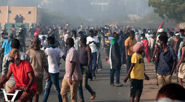 Soudan : la rue redoute un retour à la dictature après la démission du Premier ministre Hamdok