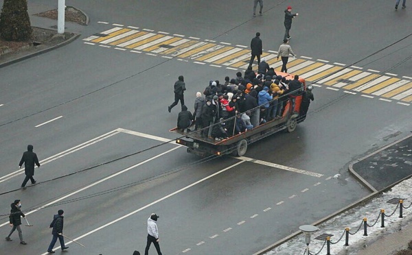 Mouvement social au Kazakhstan: malgré la chute du gouvernement, les manifestants ne décolèrent pas